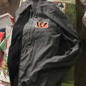Cincinnati Bengals zip up windbreaker NWT